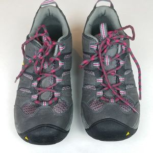 Keen Women's Gray and Pink Lace-Up Trail Sneakers